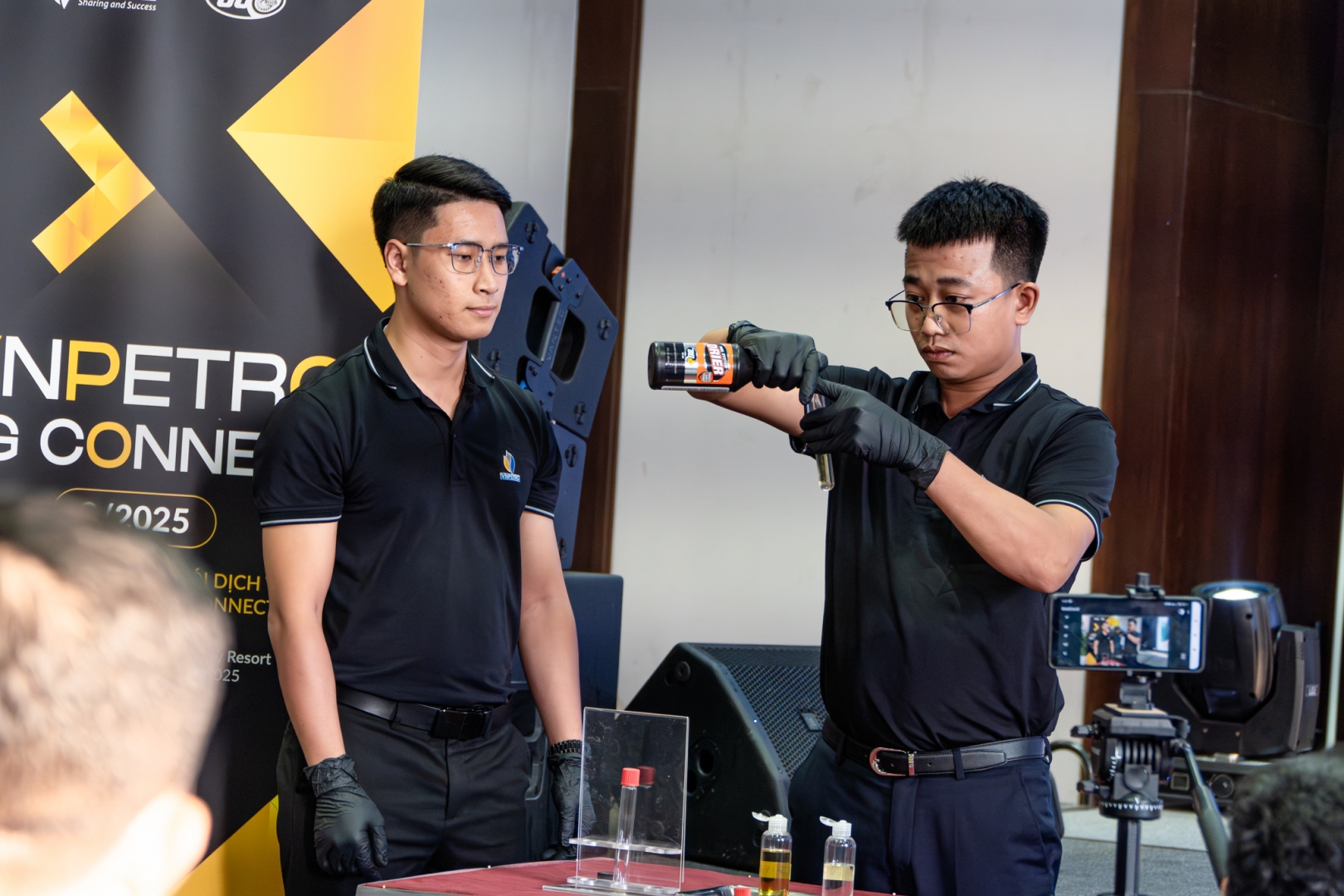 https://vnpetro.com.vn/public/media/tin-tuc/tin_tức_vnpetro/bgconnect2025/1.jpg