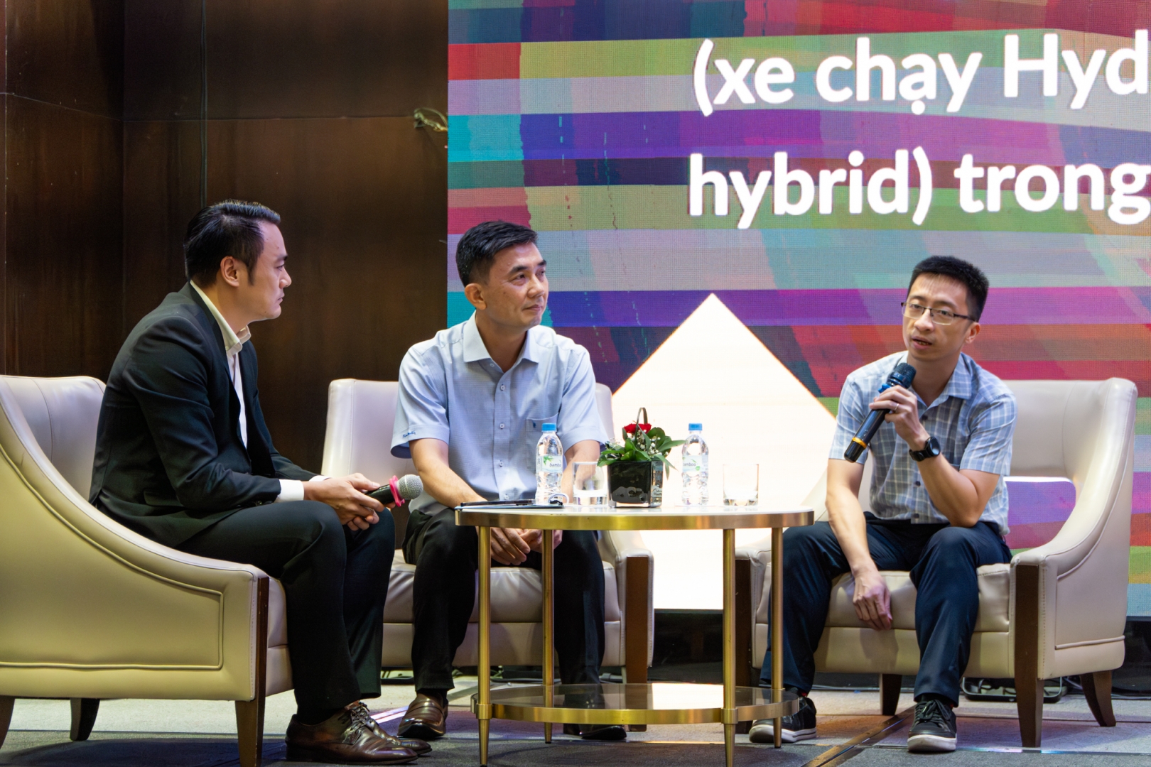 https://vnpetro.com.vn/public/media/tin-tuc/tin_tức_vnpetro/bgconnect2025/1.jpg